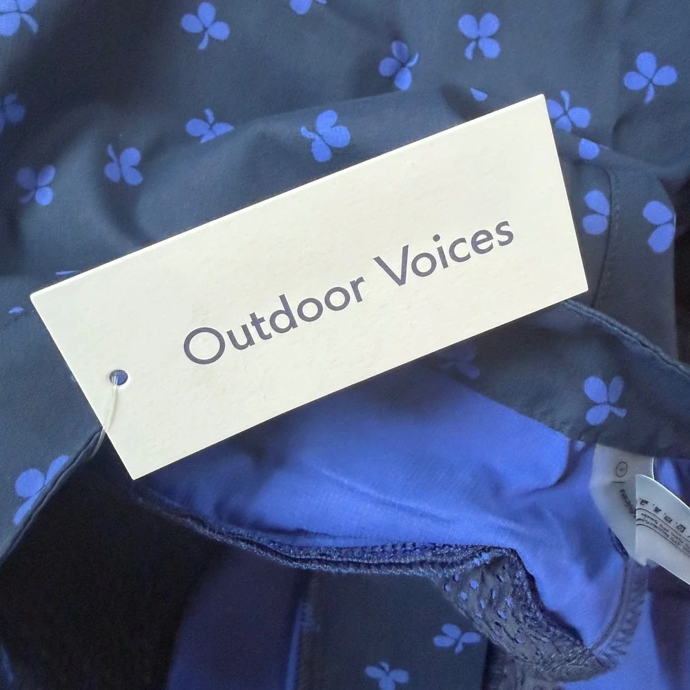 NWT‎ Outdoor Voices SolarCool 6